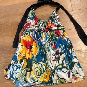 Beautiful Floral Flowy Tie Neck Halter Neck Tank Size Small, Matty M